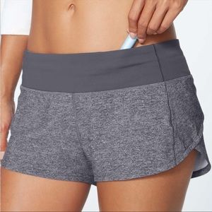 Lululemon Speed Up Short (2.5") Heather Lux Multi Black / Dark Carbon 6